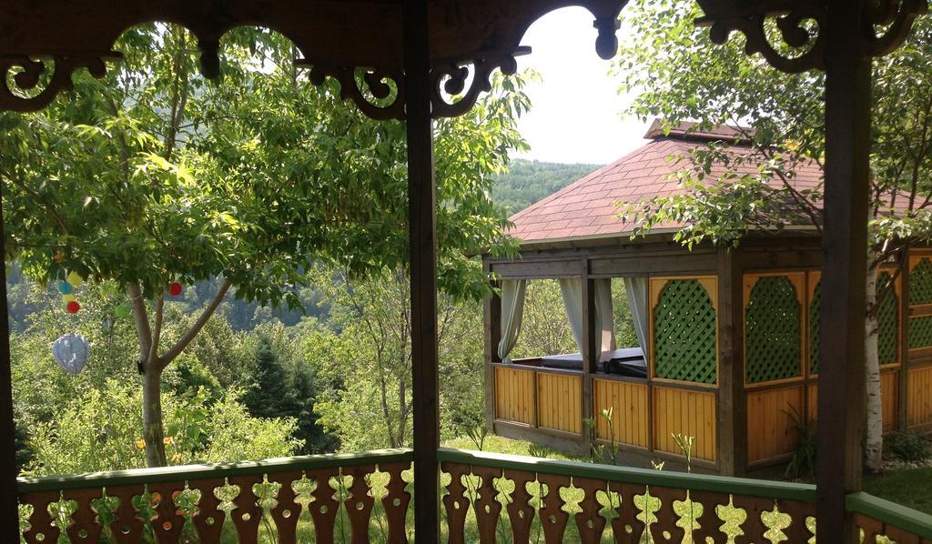 Auberge La Cote D'Or Petite-Riviere-Saint-Francois Exterior foto