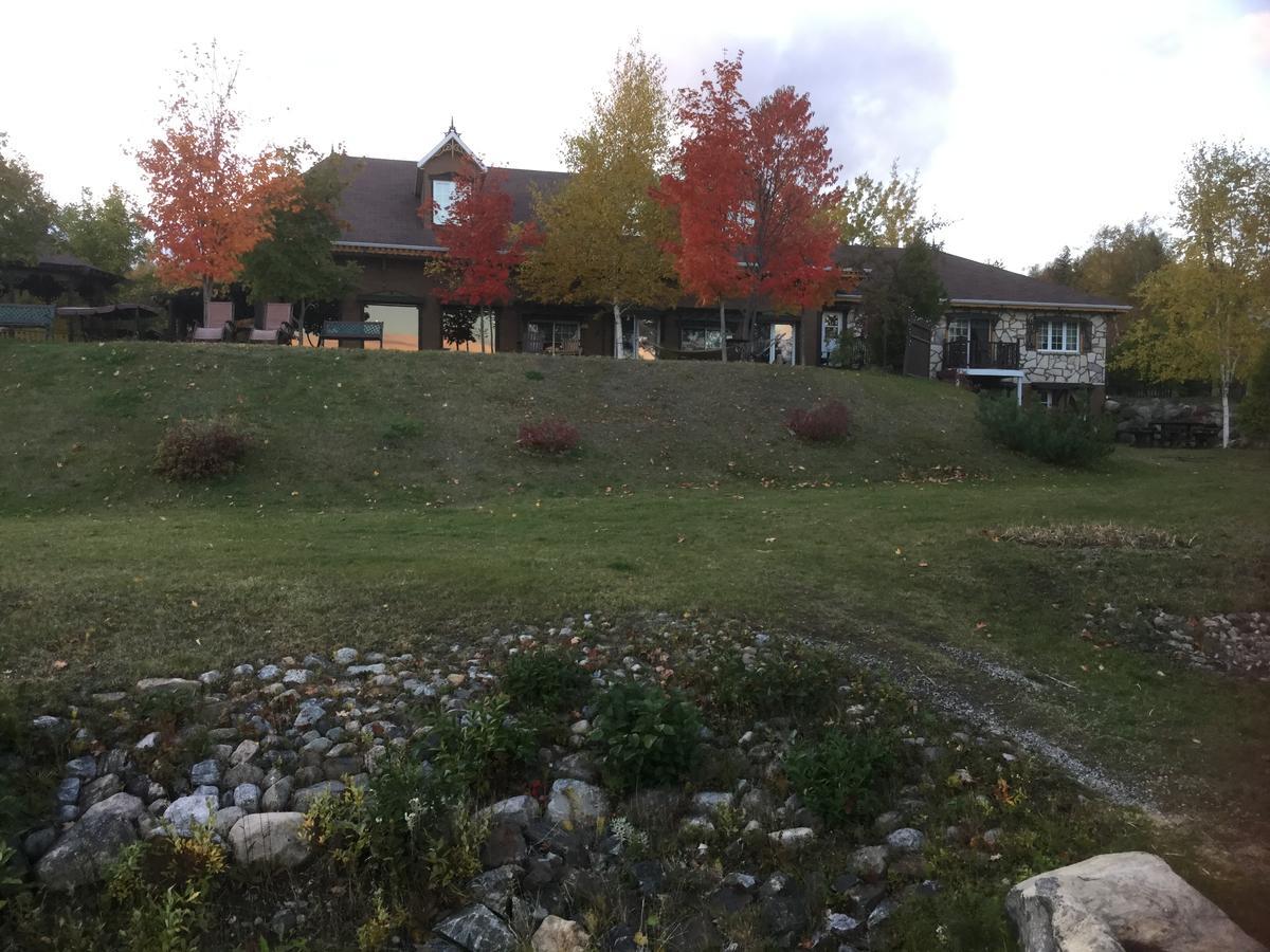 Auberge La Cote D'Or Petite-Riviere-Saint-Francois Exterior foto
