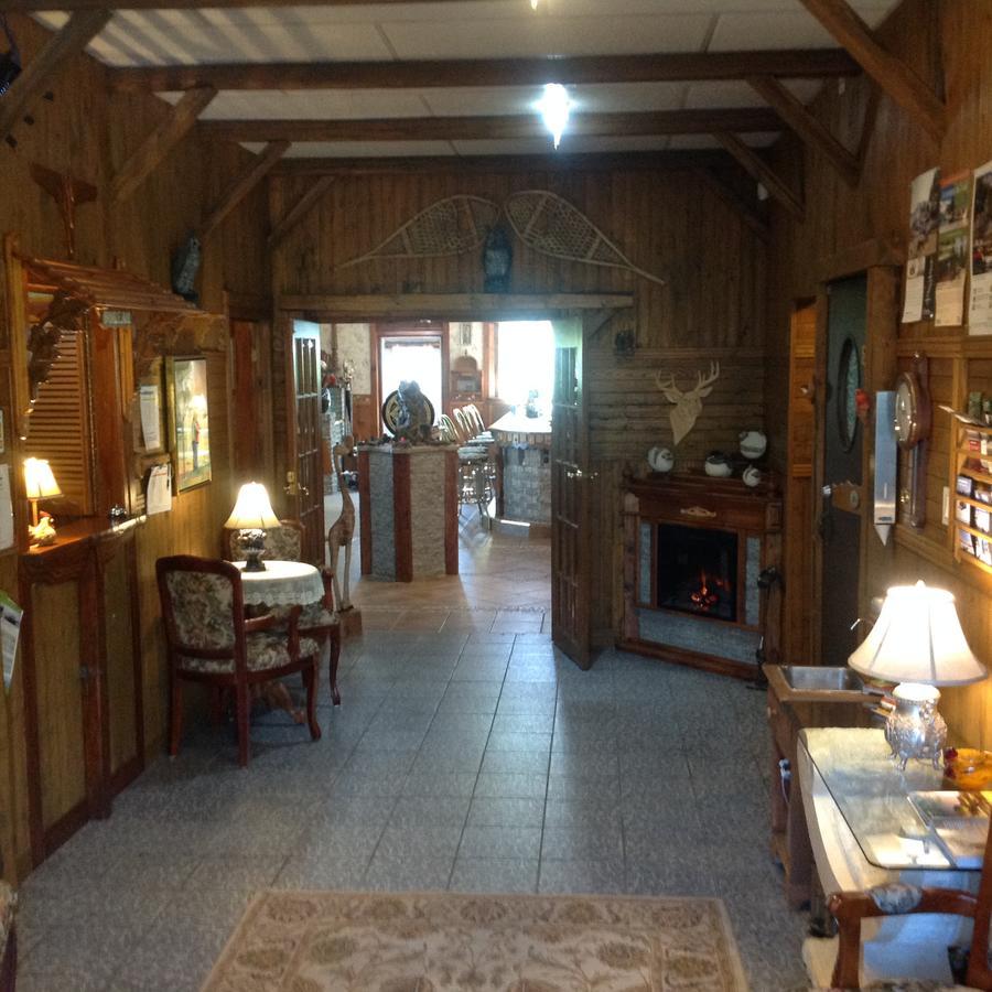 Auberge La Cote D'Or Petite-Riviere-Saint-Francois Exterior foto